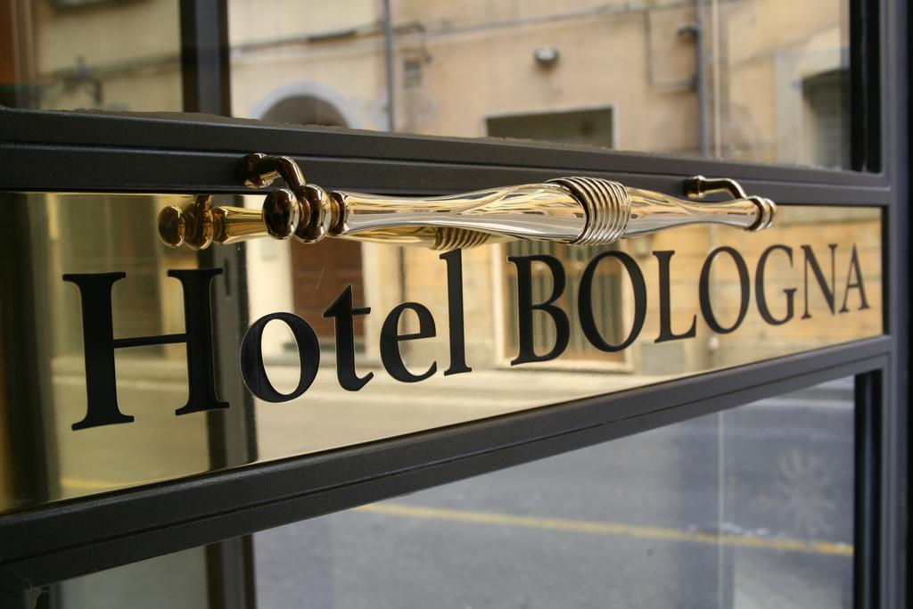 Hotel Bologna Пиза Екстериор снимка