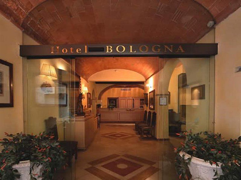 Hotel Bologna Пиза Екстериор снимка